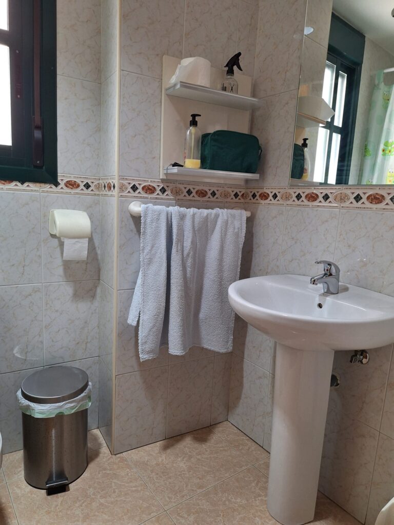 residencia-estudiantes-san-justo-bano